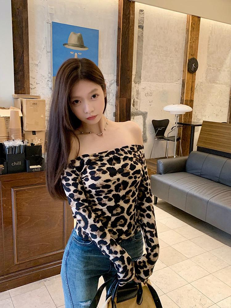 

Топ с леопардовым принтом на одно плечо, облегающий, с длинным рукавом L (55-62.5 kg)