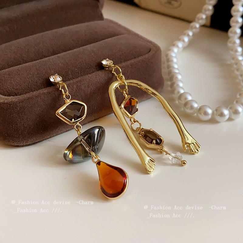 Brincos Pendentes Assimétricos Estilo Arte Abstrata Vintage Para Mulheres Personalidade Brincos de Mão Humanoide Joias de Festa