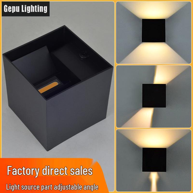 Luz de Parede LED Clássica de Cabeça Dupla para Exterior à Prova d'Água para Pátio e Varanda