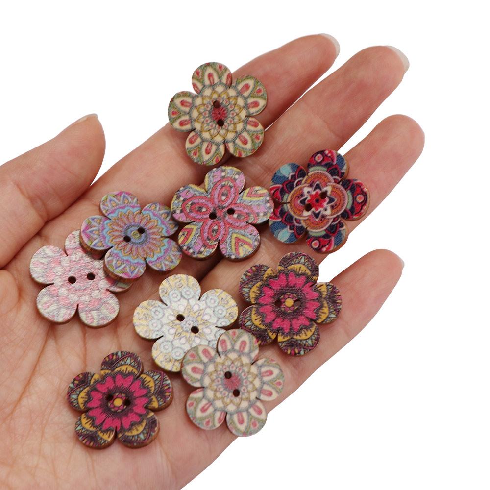 100PCS 2 Holes Flower Wooden Buttons Flat-back Sewing Button Clothing Button  Clothing Sewing
