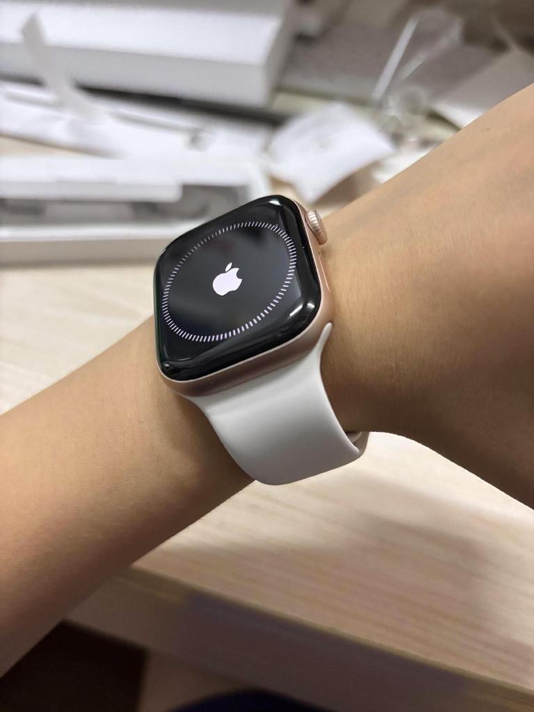 2025 Unopened Huaqiangbei S10 Genuine iWatchS10/Pro Smartwatch