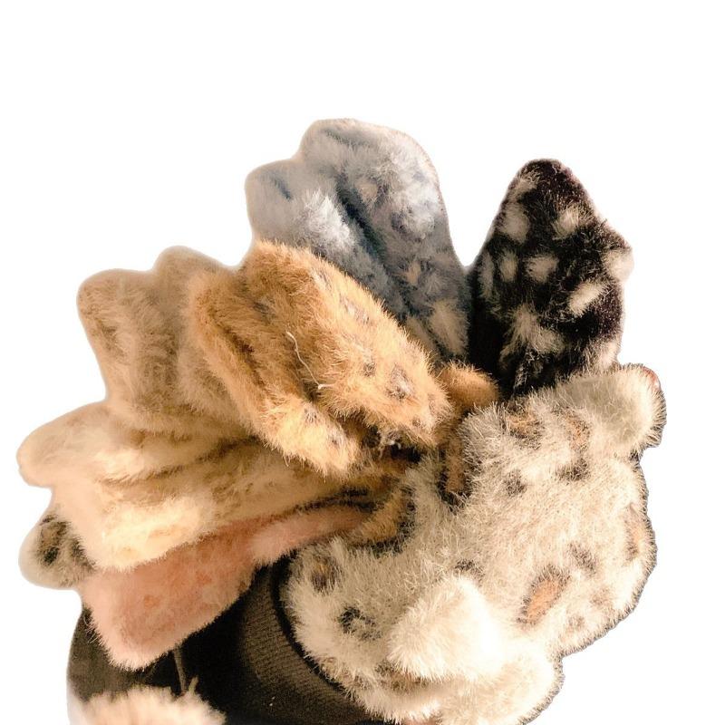 Warm wool gloves Female winter rabbit plush full finger cute riding leopard print elastic finger cold and windproof