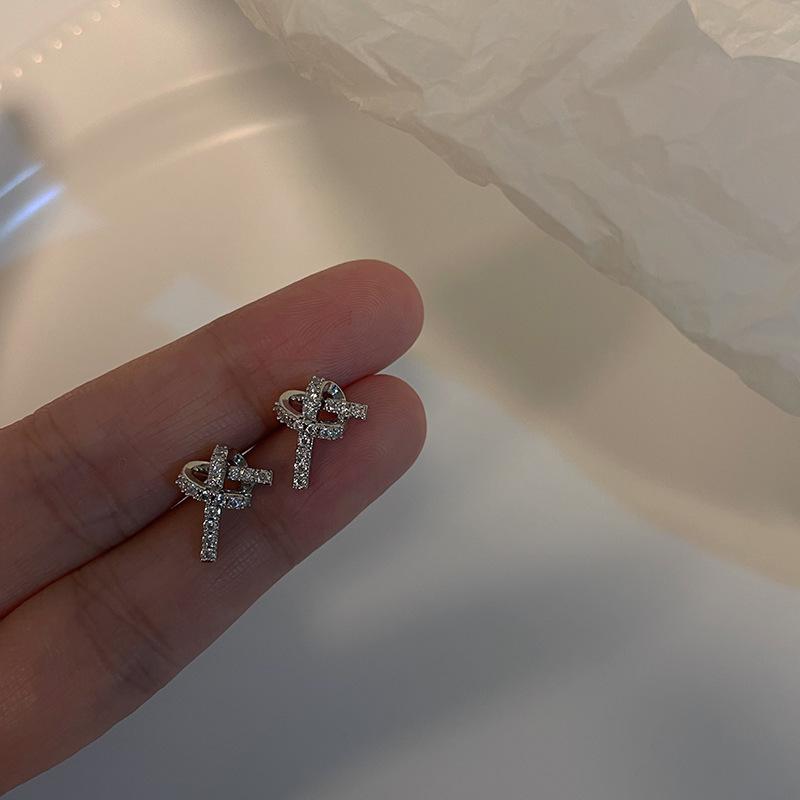Small And Delicate Zircon Knotted Earrings, Female Tide Earrings, Korean Temperament High-End Earrings.