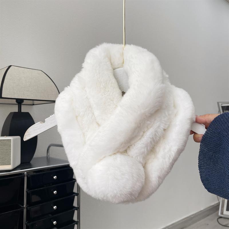 New Designer Gift Luxury Furry Faux Fur Winter Scarf for Women белый