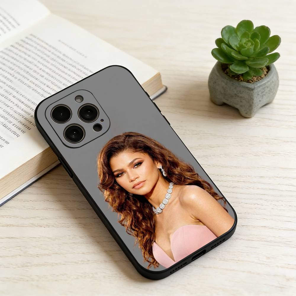 Z-Zendaya Phone Case Silicone Soft For IPhone 17 16 15 14 13 12 11 X XR Plus Pro Max Plus