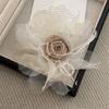 Damen Brosche Netzgarn Feder Rose Blume Dekor Schal Dekorative Reversnadel Kragen Hüte Taschen Mäntel Schals Taschendekoration