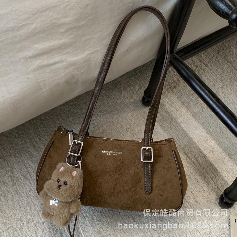 Suede bag women's 2025 new trendy fashion versatile shoulder messenger bag premium sense Maillard armpit bag