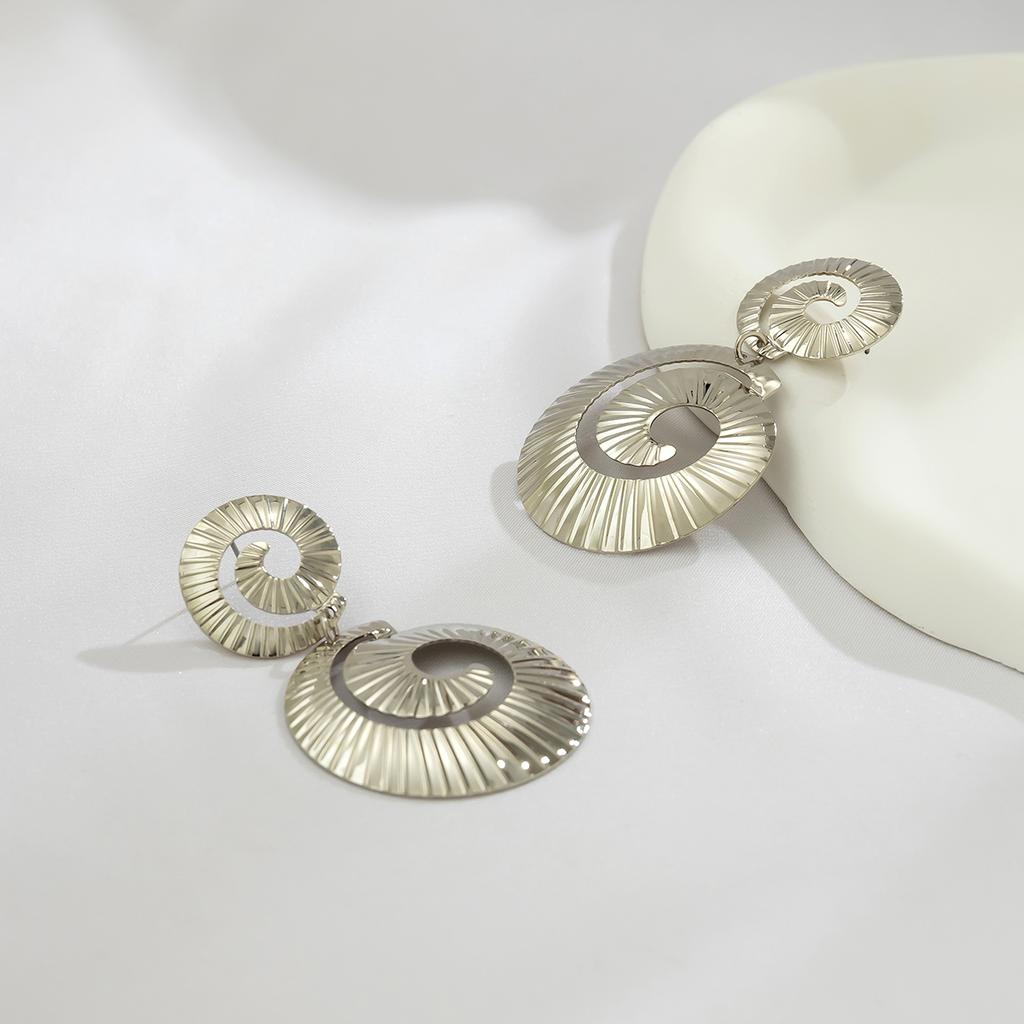 Exaggerated Big Hollowed Out Round Pendant Earrings for Women Trendy Large Drop Earrings 2026 Fashion Jewelry Accessories Female
