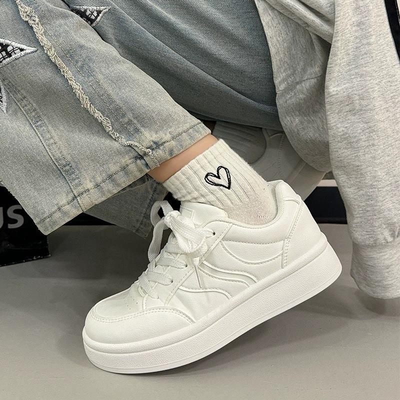 Spring new German training shoes thick-soled heightening casual sports board shoes