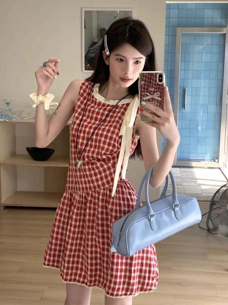 French red plaid dress women's summer new fashion design sense strap waist sleeveless short a-word skirt