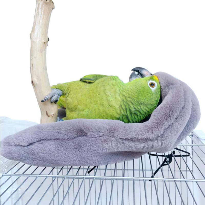 Soft Plush Bird Hammock Winter Windproof Bird Parrot Cage Hanging Bed Parakeet Cave Hideout Tent Pet Birds Nest Supplies Parrot Warm Bird's Nests