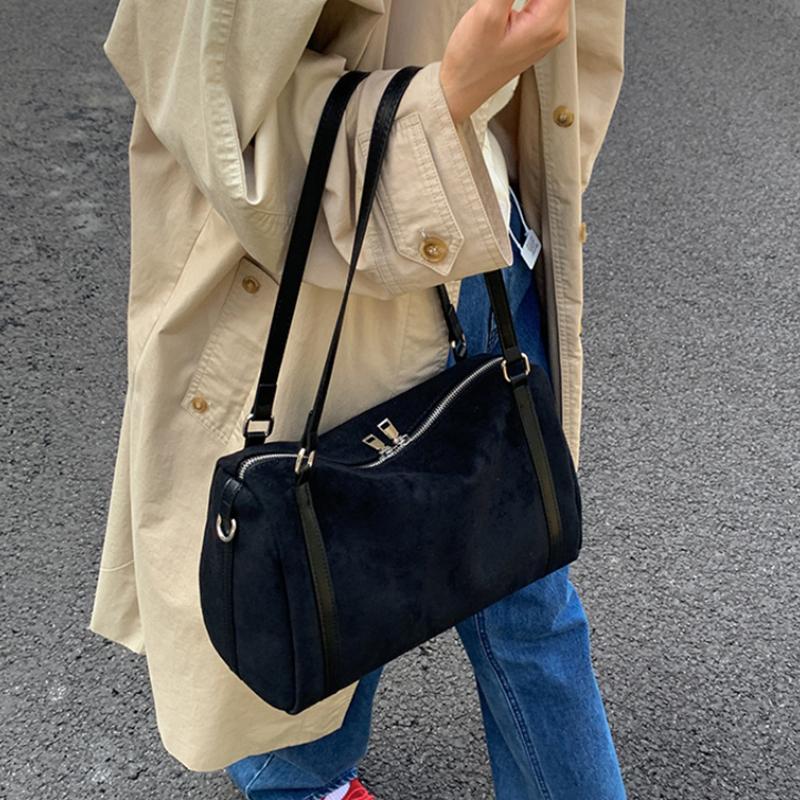 Suede Barrel Shoulder Bag Women Winter New Arrival Large Capacity Versatile Daily Commute Casual Tote Bag Crossbody Pillow Bag