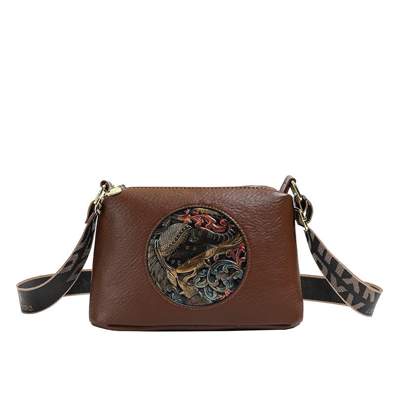 New retro embossed three-layer large-capacity pillow bag fashionable women's bag shoulder messenger bag light luxury handbag trend