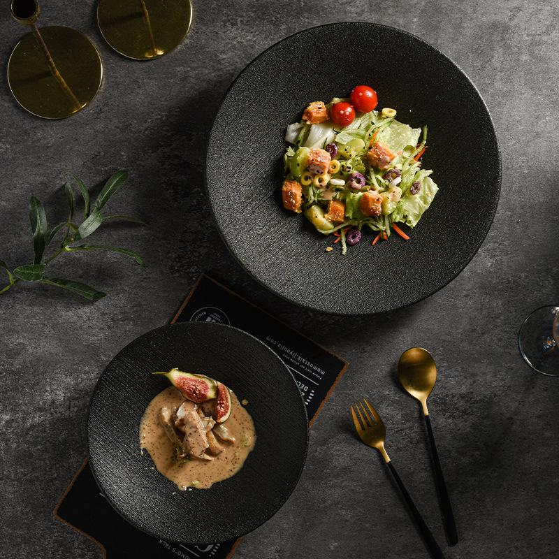 Retro Black Japanese Ceramic Ramen and Pasta Bowl for Restaurant or Hotel Use
