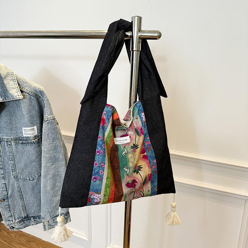 

Spring new niche design fashion casual large capacity shoulder bag 2025 personality trend messenger bag tote bag синій