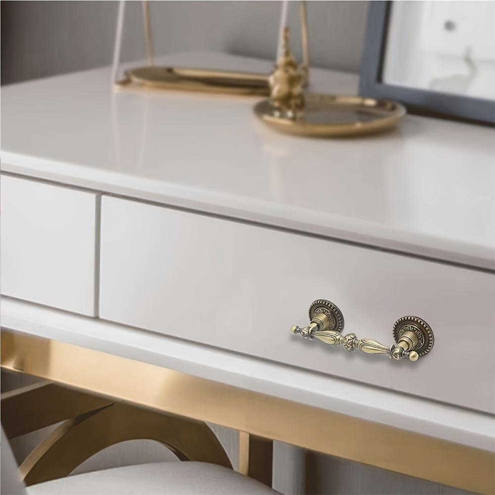 8 st Skåpshandtag Antik Mässing Lådhandtag Vintage Europeisk Stil Vintage Byråhandtag Kök Möbler Handtag Sovrum Handtag med Skruvar