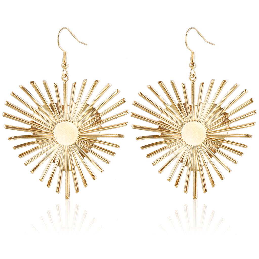 Accessories, Retro Temperament Exaggerated Heart-Shaped Necklace Women, Personalized Simple Burr Necklace Earrings Set