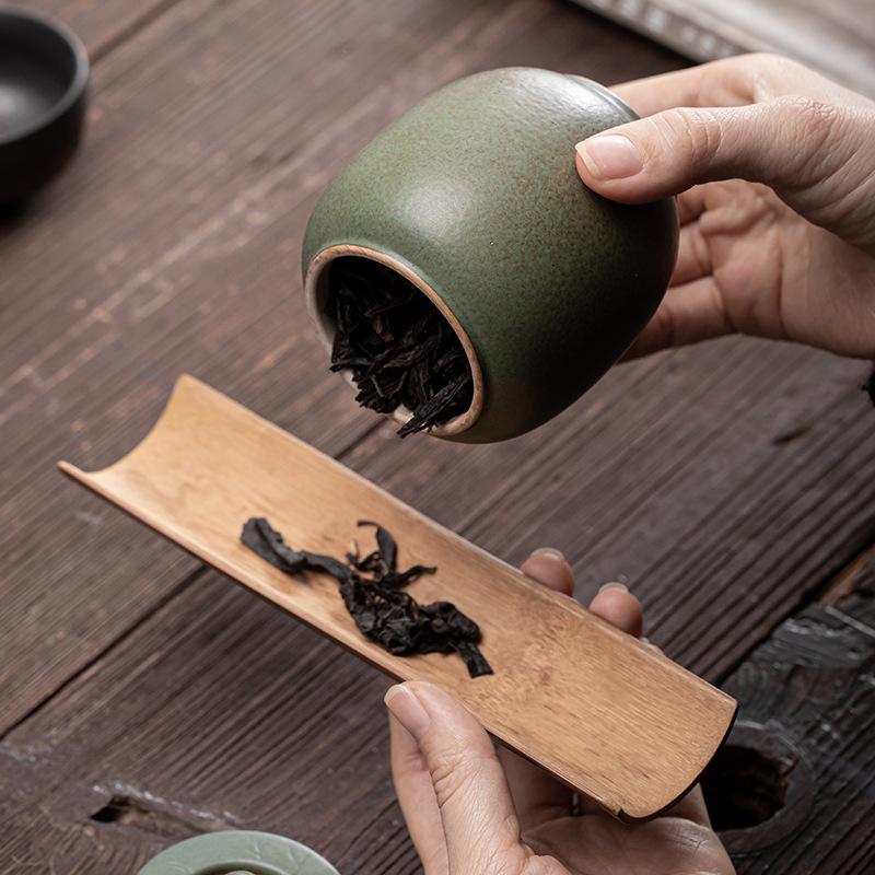 Unsealed Gilded Iron Glaze Ceramic Tea Can - Small Storage for Pu'er & White Tea