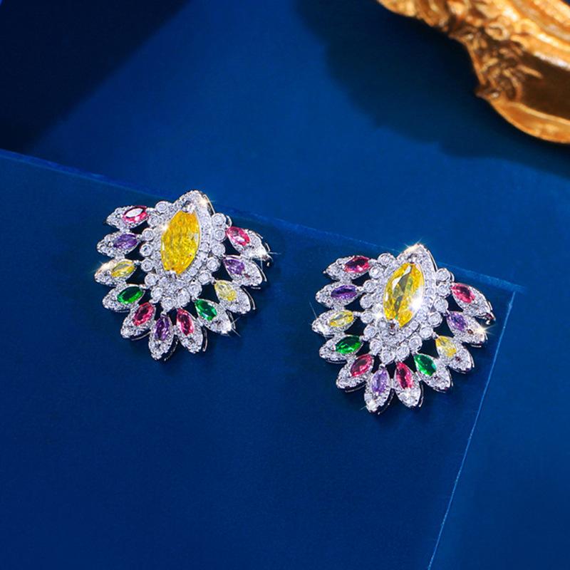 Retro Light Luxury Elegant Exquisite Shining Colored Diamond-Encrusted Earrings Feminine Temperament Socialite Zircon Stud Earrings