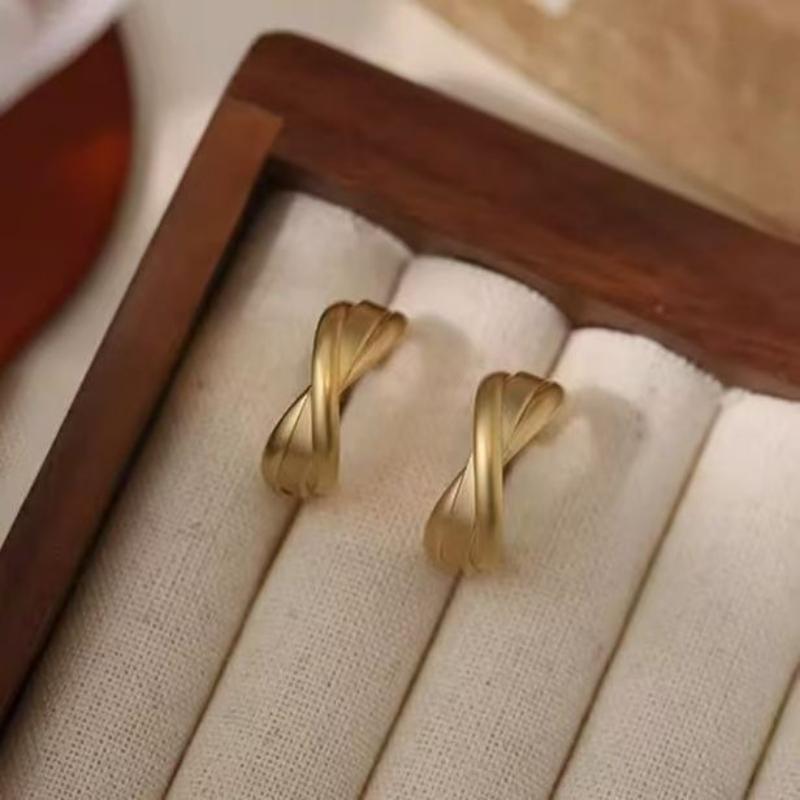 Hong Kong Style Gold Earrings, New Popular Style, High-end Temperament, Light Luxury Circle Earrings, Women's Metal Earrings