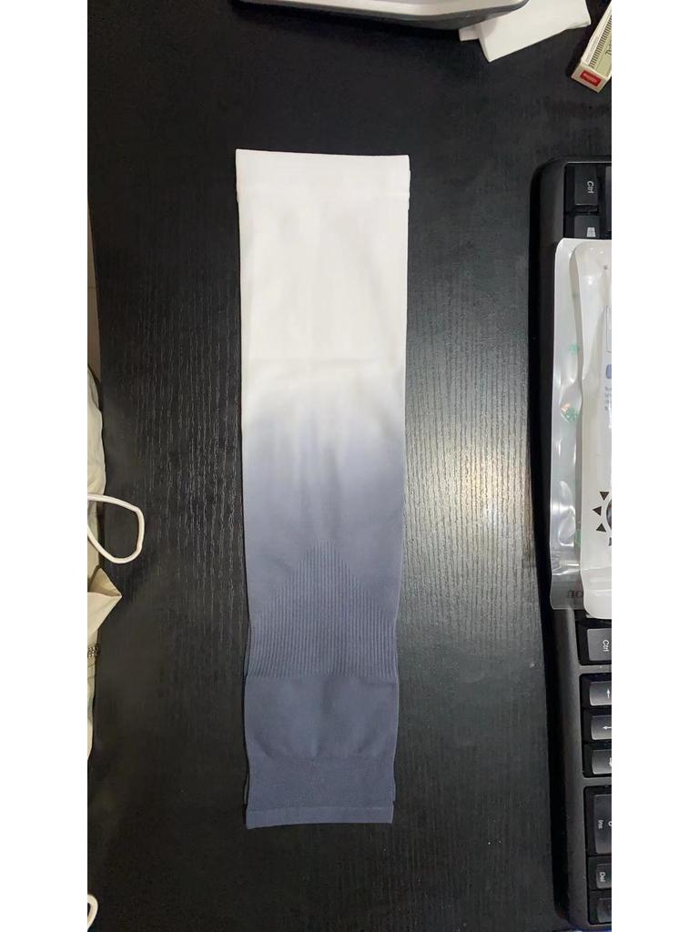 Unisex Summer Gradient Ice Silk UV Protection Cycling Sleeves