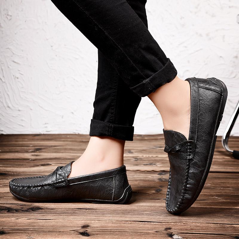 Fashion Hot selling gentlemen Comfortable driving shoes Men Fashion Business  New Loafers Lightweight Mens Slip on Office  Men's Shoes
