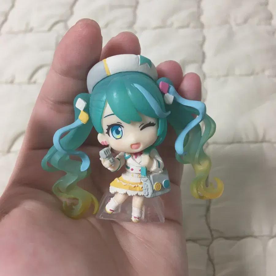 

Хацунэ Мику 2024 Magical Mirai Асото Гача Фигурка