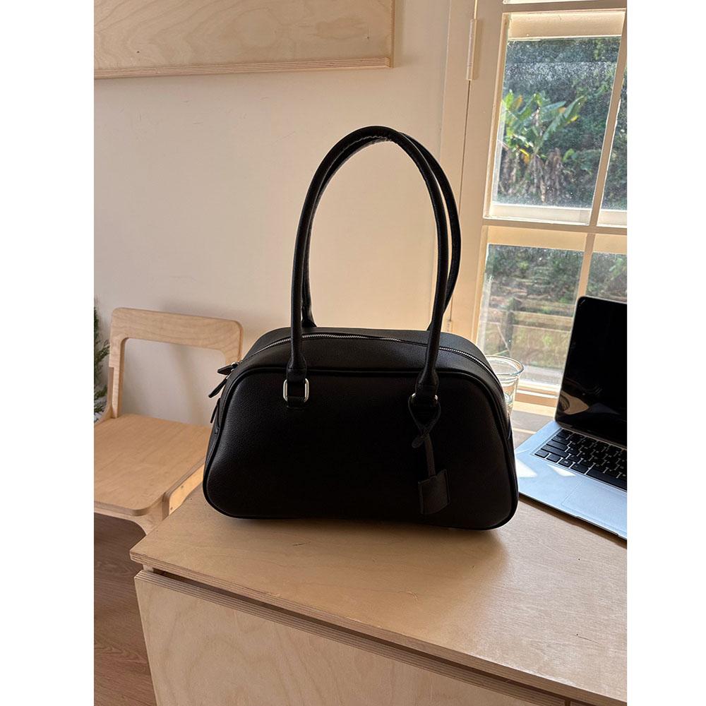 

New Winter Big Size Soft Leather Women Large Retro Bowling Bags Commute Handbags High Quality Simple Shoulder Bag Brown чорний