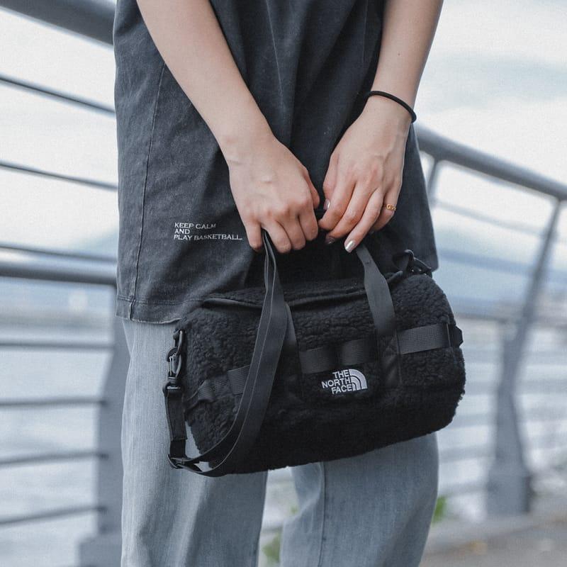 The North Face 6L Fashion Versatile Convenient Zipper Shoulder Crossbody Tote Bag Outdoor Unisex Bags Black NF0A8B26-JK3