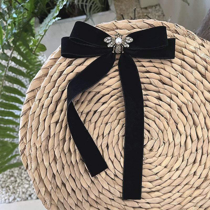 Luxury Double-Sided Velvet Bow Brooch with Pearl and Floral Accent