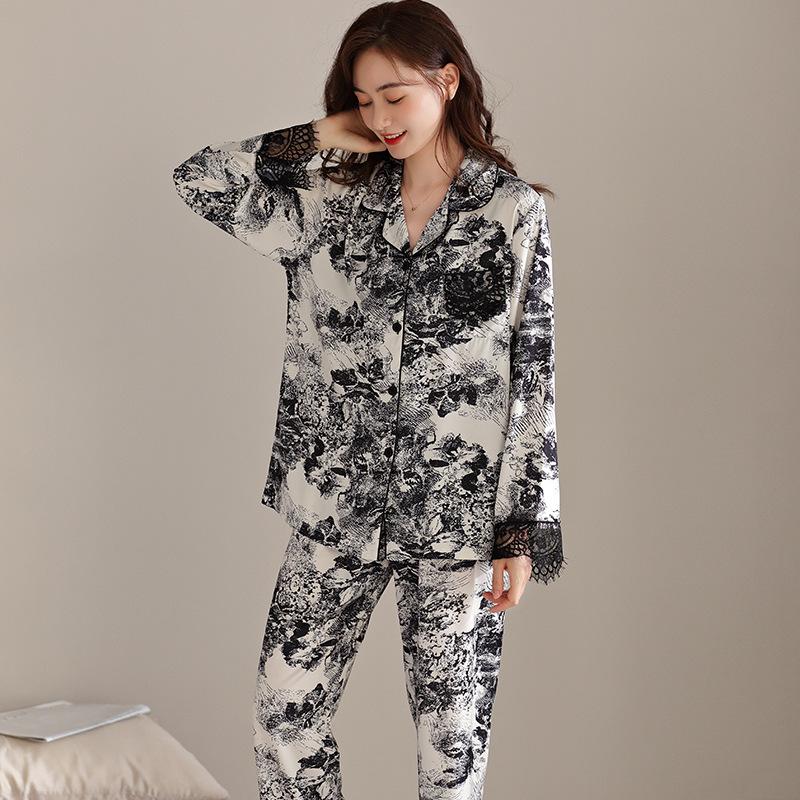 1011 Spring and Autumn New Ink Painting Fashion Loose Pajamas Cardigan Women's Simulation Silk High-end Homewear