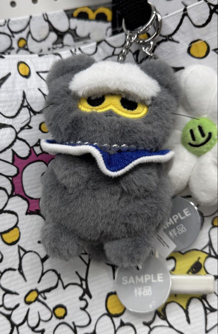 

[USED] ZOA PLUSH KEYRING gdragon keyring