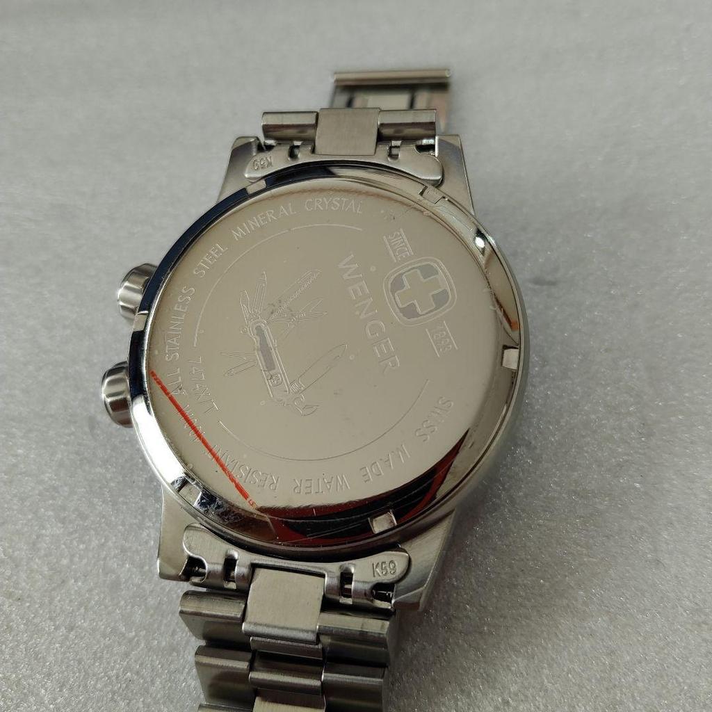 Used Wenger 74745 stainless steel new immovable item