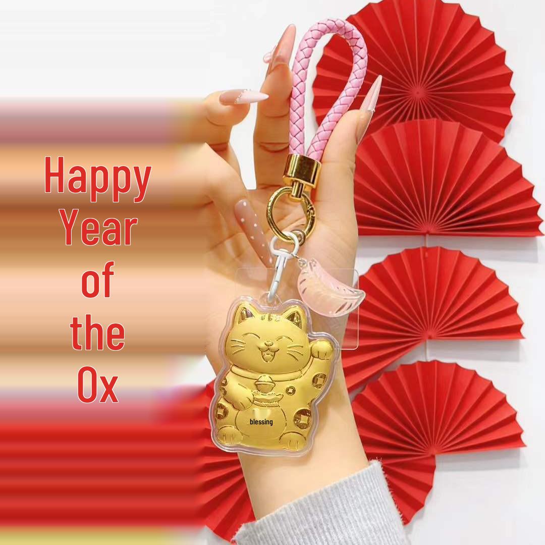 Золотой кулон  Год Лошади  и брелок-талисман  Манеки-нэко