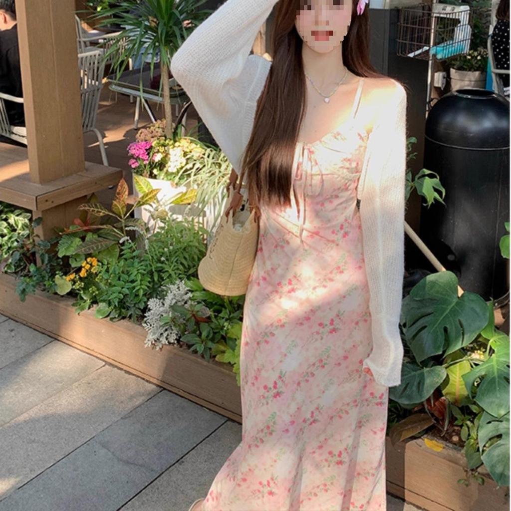 Damen French Hellrosa Geblümtes V-Ausschnitt Spaghettiträger Kleid – Elegant, Tailliert, Schlankmachend, Schnürung Resort Stil