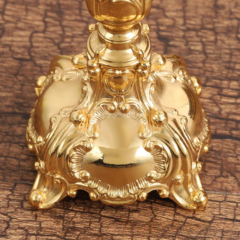 Baroque Style Classical Relief Sculpture Metal Candle Holder Home Decor Living Room Desktop Fireplace Candlestick Ornaments