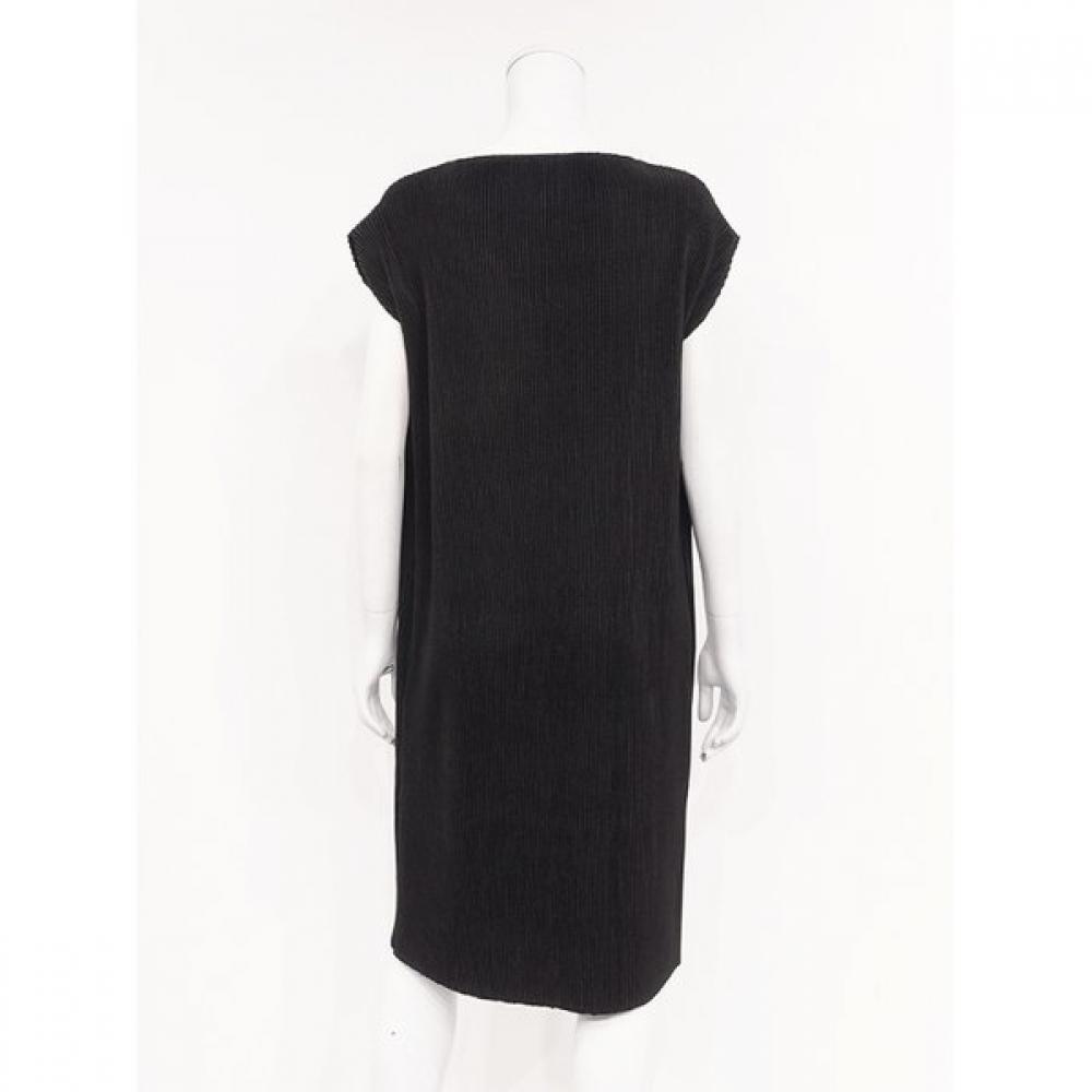 Specchio V Neck Drop sleeVe Semi Long Dress 451 550