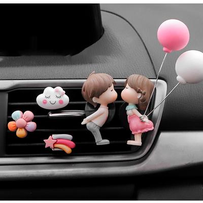Auto-Luftaustritts-Clip Dekoration Lufterfrischer Niedliche Cartoon-Paare Actionfigur Ballon Ornament Geschenk Auto-Innenzubehör