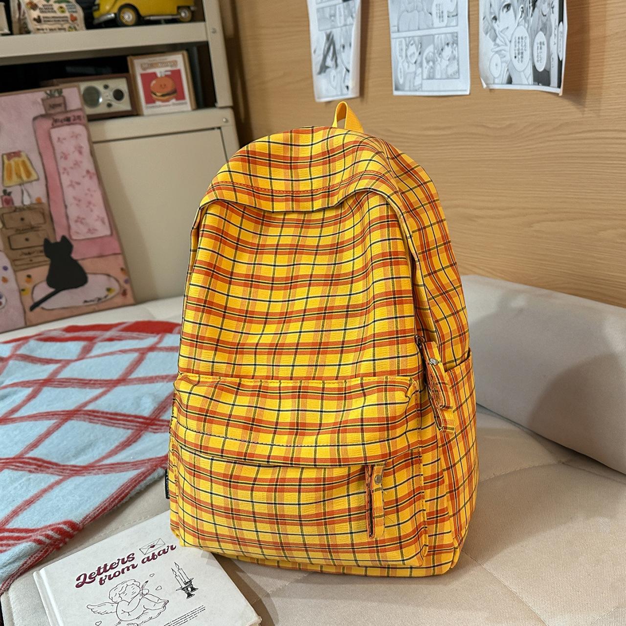 

insStylish backpack for female high school and college students2026New lightweight commuter backpack for girls, suitable for tra жовтий