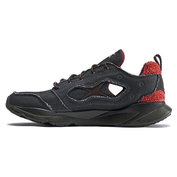 Reebok FuryLite 95 x Street Fighter Akuma Unisex GZ9542 EU 36