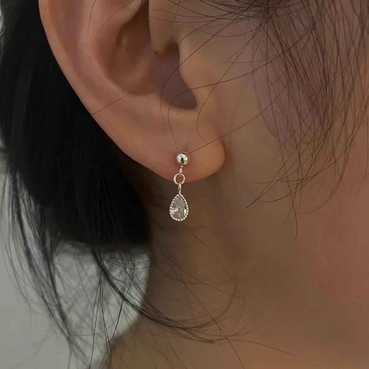 Popular Simple Premium Pearl Zircon Cherry Stud Earrings Collection