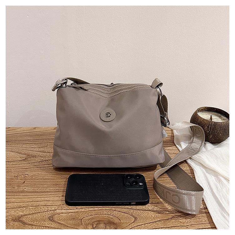 Trendy Oxford Cloth Women's Single-Shoulder Crossbody Bag