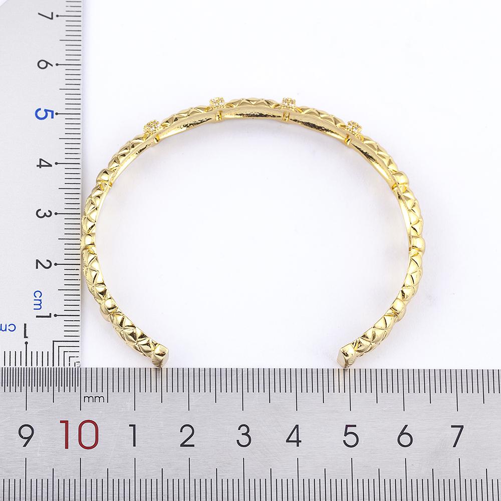 Nidin Hot Fashion Gold Plated Open Bangle Jewelry for Woman Shine Zircon Charm Adjustable Bracelet Party Wedding Brand Gift