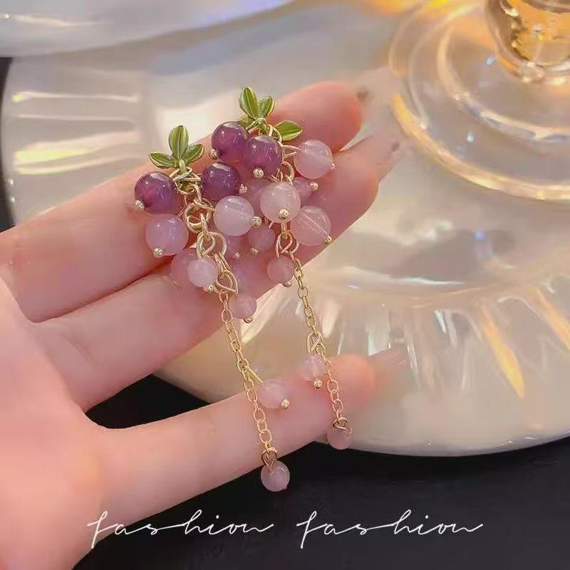 Waldrebe Quaste Trauben-Ohrclips - Ohne Piercing, Elegante Lila Ohrringe für Mädchen