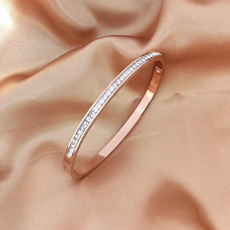 Htpwe Stainless Steel Inlaid Square Zirconium Bracelet Women 18k Gold Plated Couple Holiday Gift Bracelet Party Daily Zircon