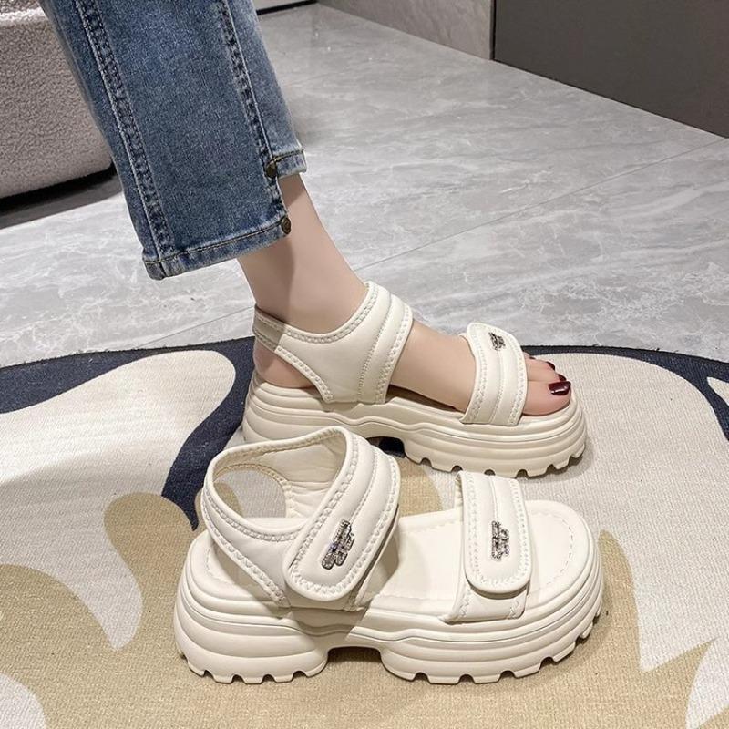 Muffin platform Velcro sandals women's summer new heightening versatile small beach shoes