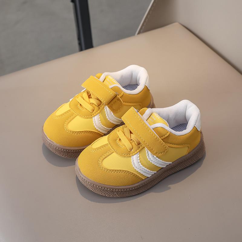 2025 spring and autumn new children's sports shoes boys casual low-top board shoes girls baby soft sole 1-6 years old board shoes