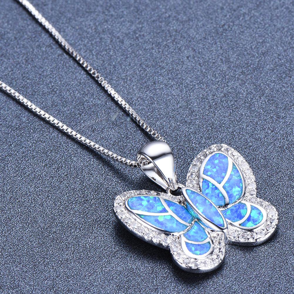 Hot Selling Multiple White Edged Small Diamond Butterfly Shaped Pendant Necklaces
