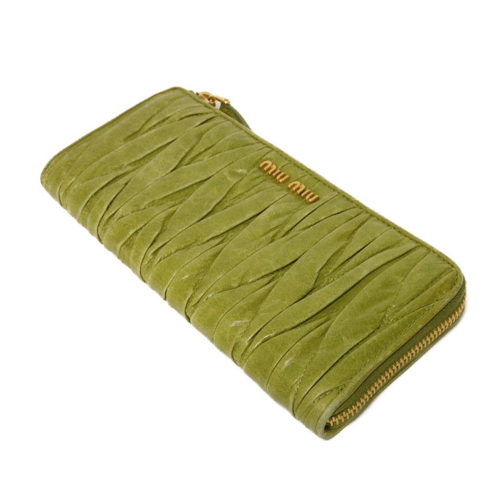 Used Matelasse Zip Around Wallet (12166) with wrinkled L-shaped zipper (5M1183 7940) Logo Metal Light Green Women's