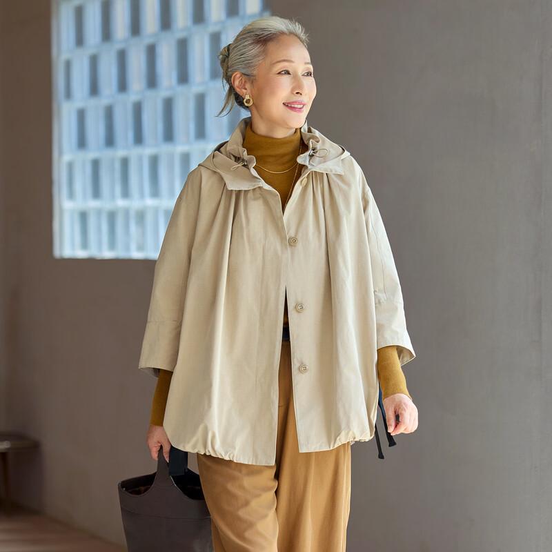 Giacca a vento casual con cappuccio da donna Muzi